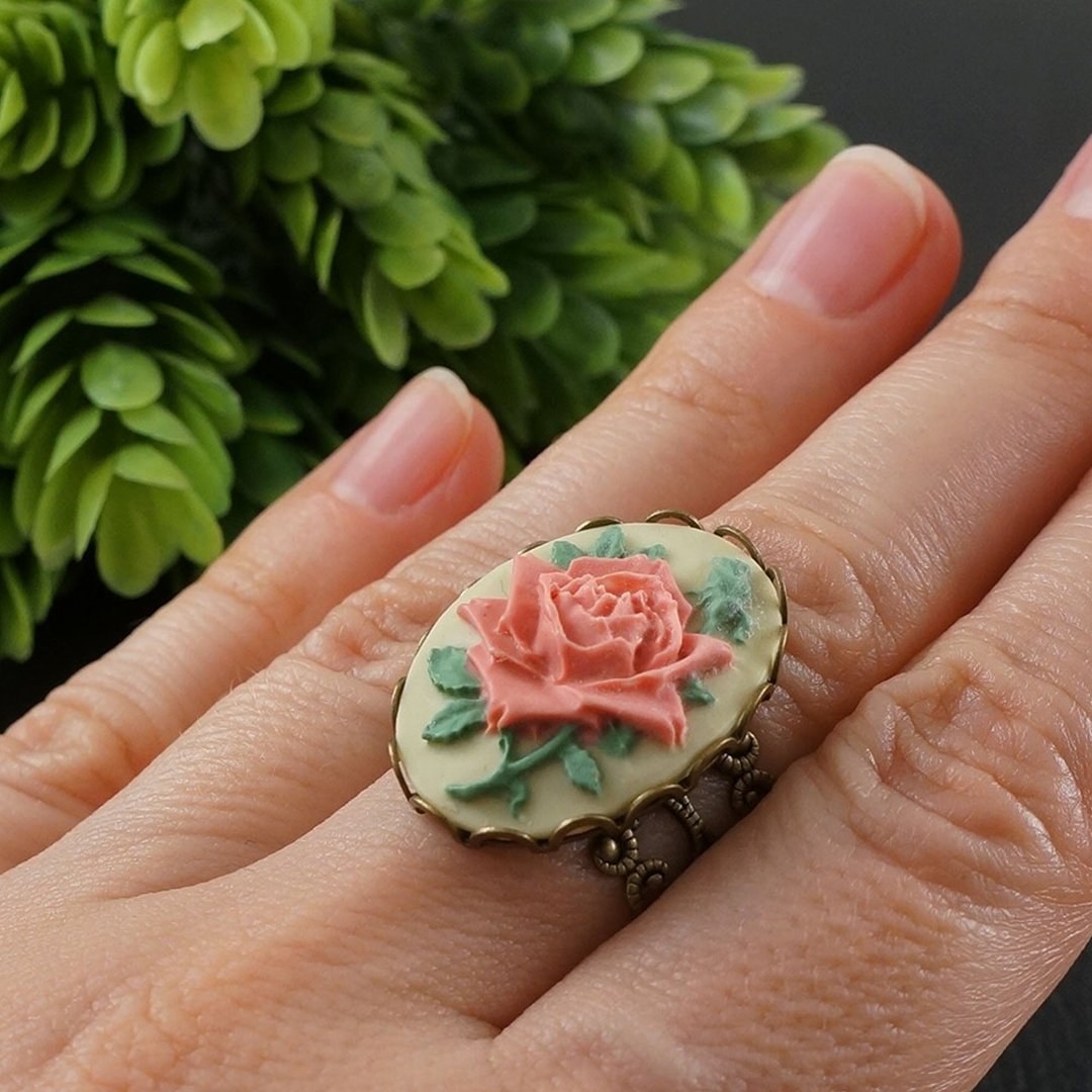 Coral Pink Rose Cameo Oval Bronze Filigree Large Adjustable Ring Woman Jewelry - 戒指 - 其他材质 粉红色