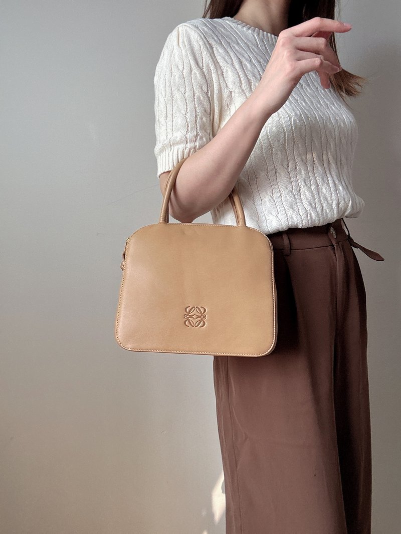 中古美品  Loewe 罗意威 羊皮手提袋 拖肥色 - 手提包/手提袋 - 真皮 卡其色