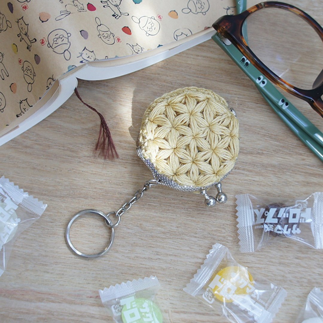 Ba-ba handmade Jasmine Stitch crochet mini-coinpurse No.C1190 - 零钱包 - 其他材质 黄色