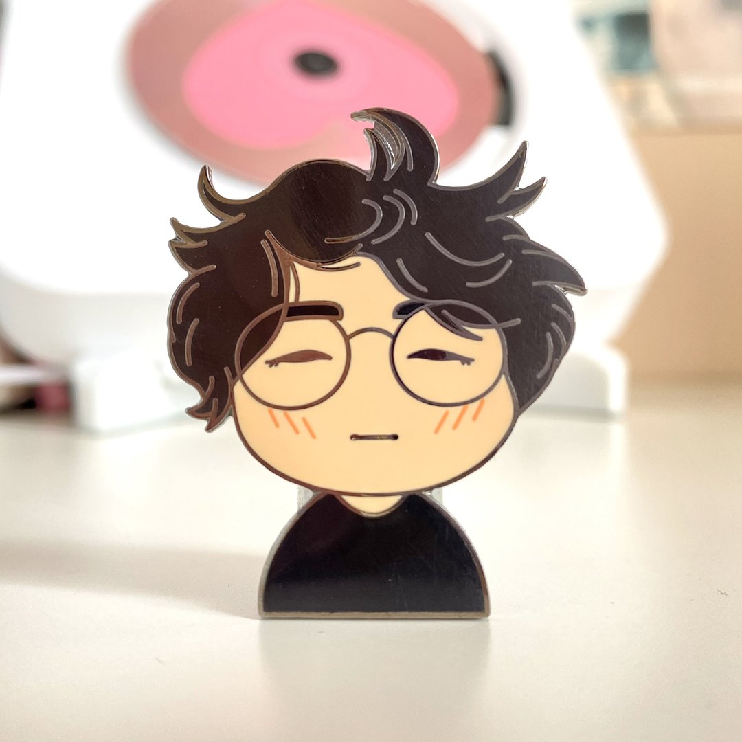 Pin Taehyung V BTS 金泰亨 防弹少年团 kpop - 胸针 - 其他金属 黑色