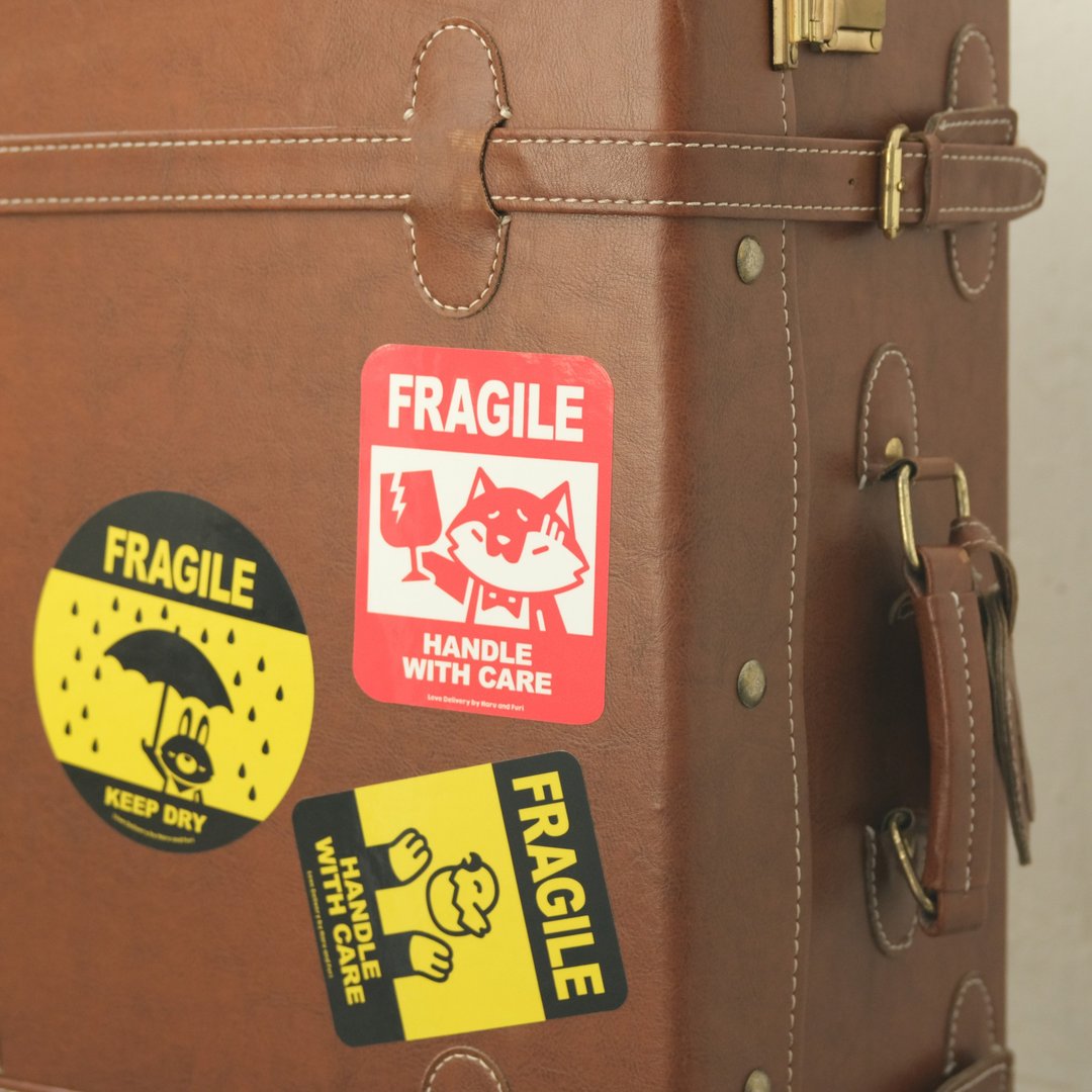 3M防水行李贴纸 / Fragile 小心轻放 Love Delivery / 4张套装 - 贴纸 - 塑料 多色