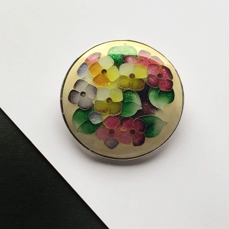 Bouquet Cloisonne brooch Pure silver-clad wired cloisonne - 胸针 - 其他材质 橘色