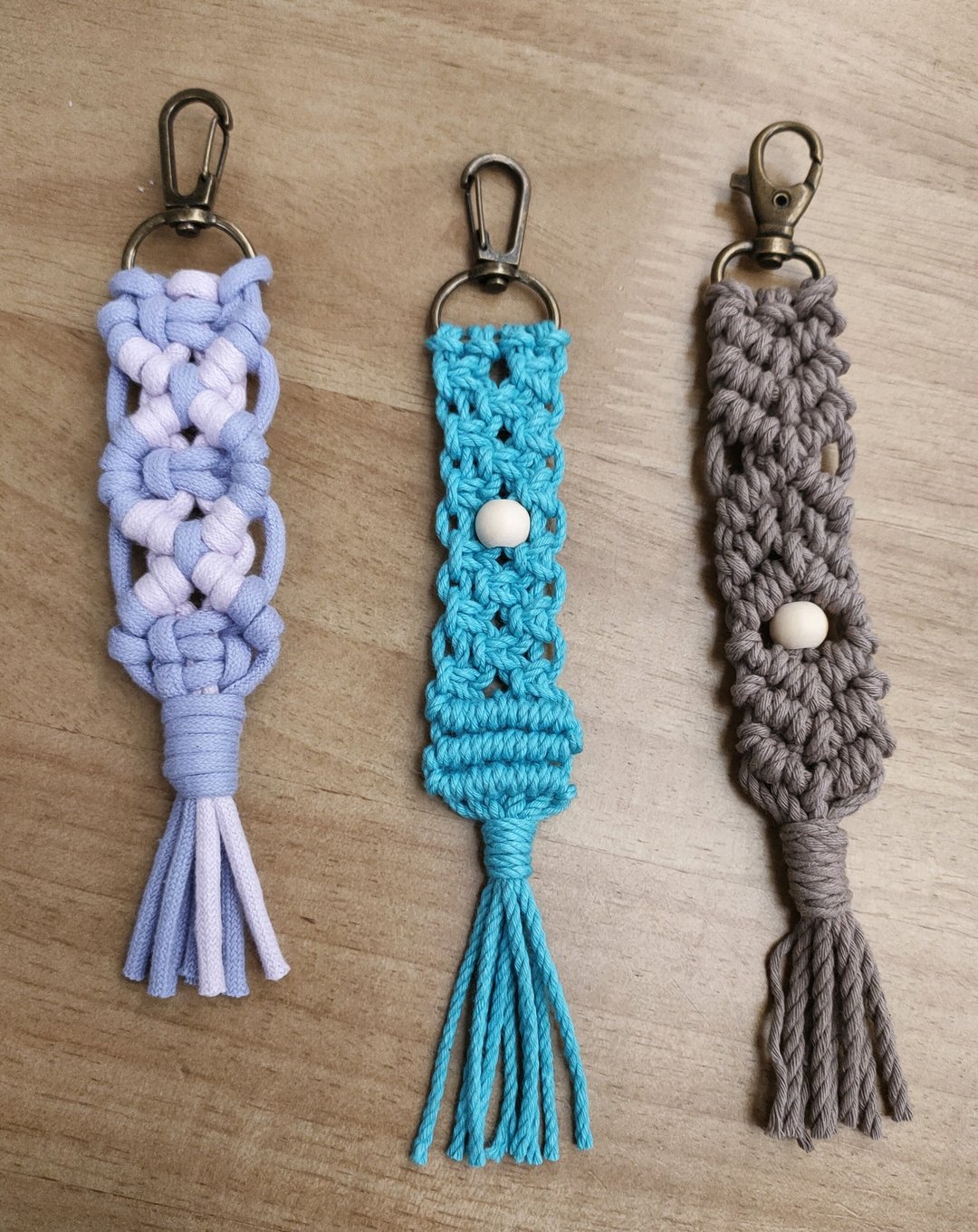 【安静里的小确幸】macrame 编织挂饰/钥匙圈/吊饰/礼物/情人/圣诞 - 钥匙链/钥匙包 - 棉 