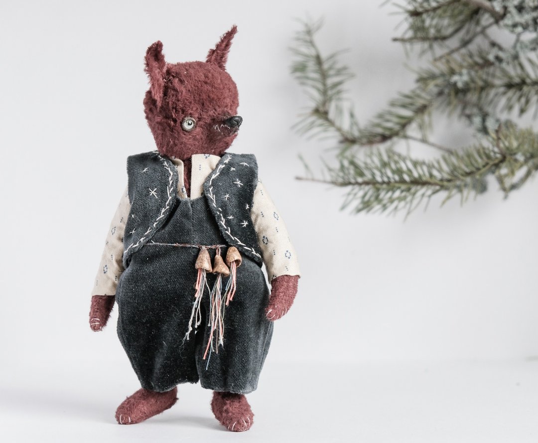 Wolf author's toy with movable limbs. textile doll - 玩偶/公仔 - 棉 灰色
