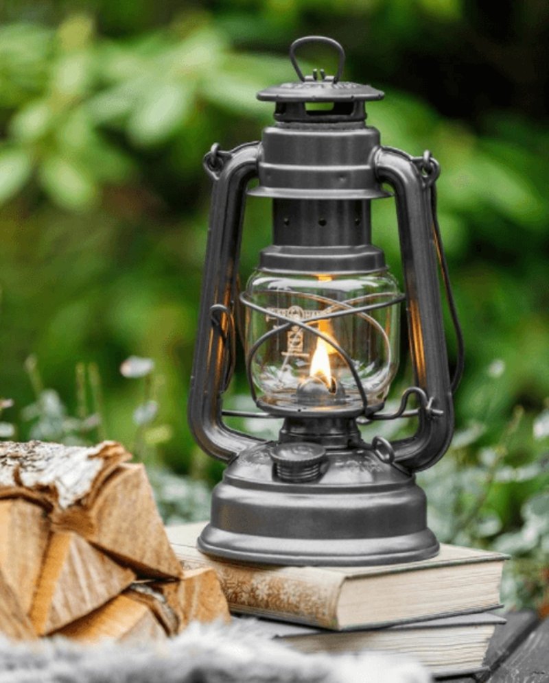 【现货热卖】Feuerhand 古典煤油灯276钢铁灰(喷砂处理) - 露营用品 - 其他材质 