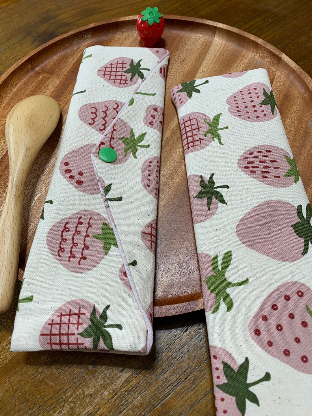 文青风环保纯棉筷袋 草莓大福 原麻米 日本 潮物 收纳 手作餐具袋 - 收纳用品 - 棉 白色