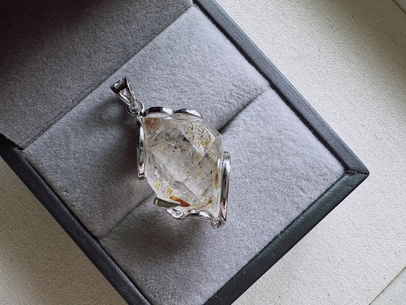 油胆闪灵水晶・白铜立体托架吊坠 - 项链 - 水晶 