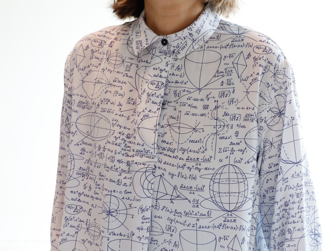 让数学苦手也头痛的正面打褶衬衫 - 女装衬衫 - 其他人造纤维 白色