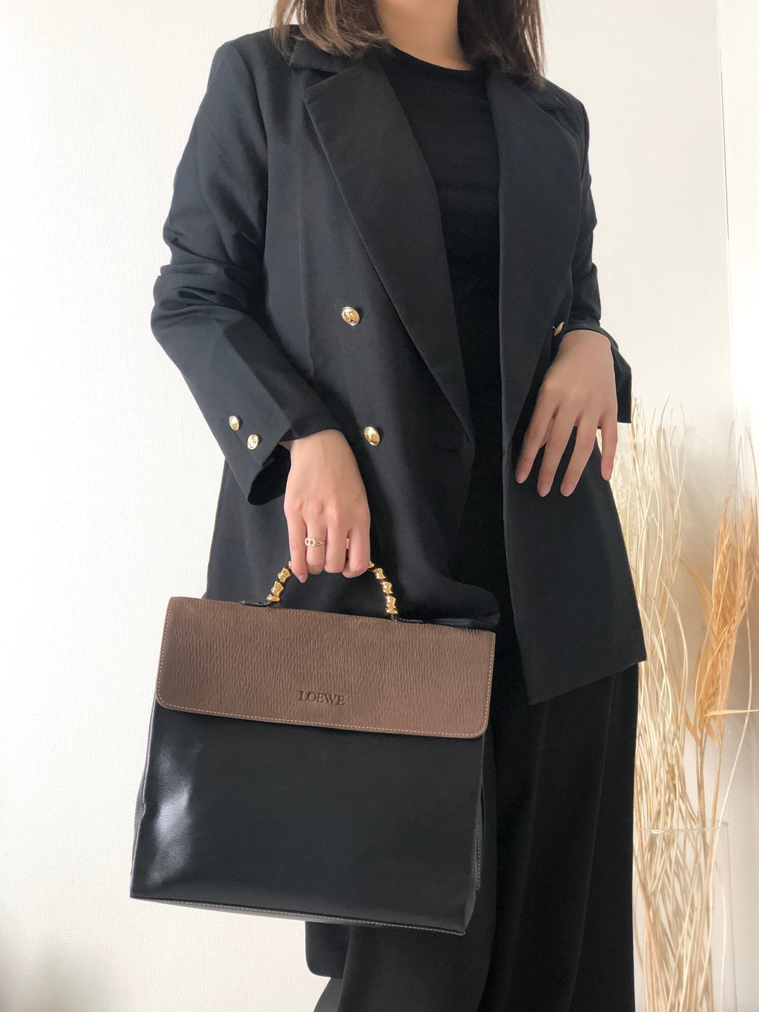 【日本直送 名牌二手包】LOEWE 罗威拿 经典皮革 金属提把 手提包 黑色 vintage 古董 zpvhzp - 手提包/手提袋 - 真皮 黑色