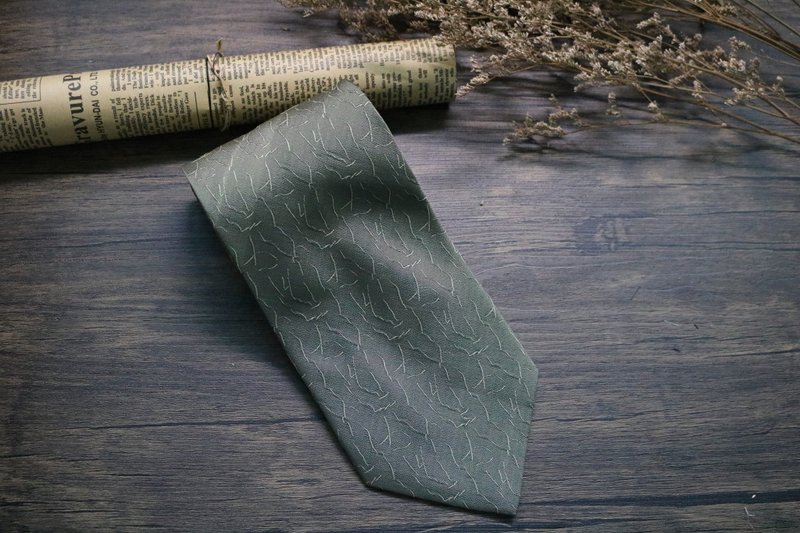 草绿色暗纹真丝领带/型男商务necktie - 领带/领带夹 - 丝．绢 绿色
