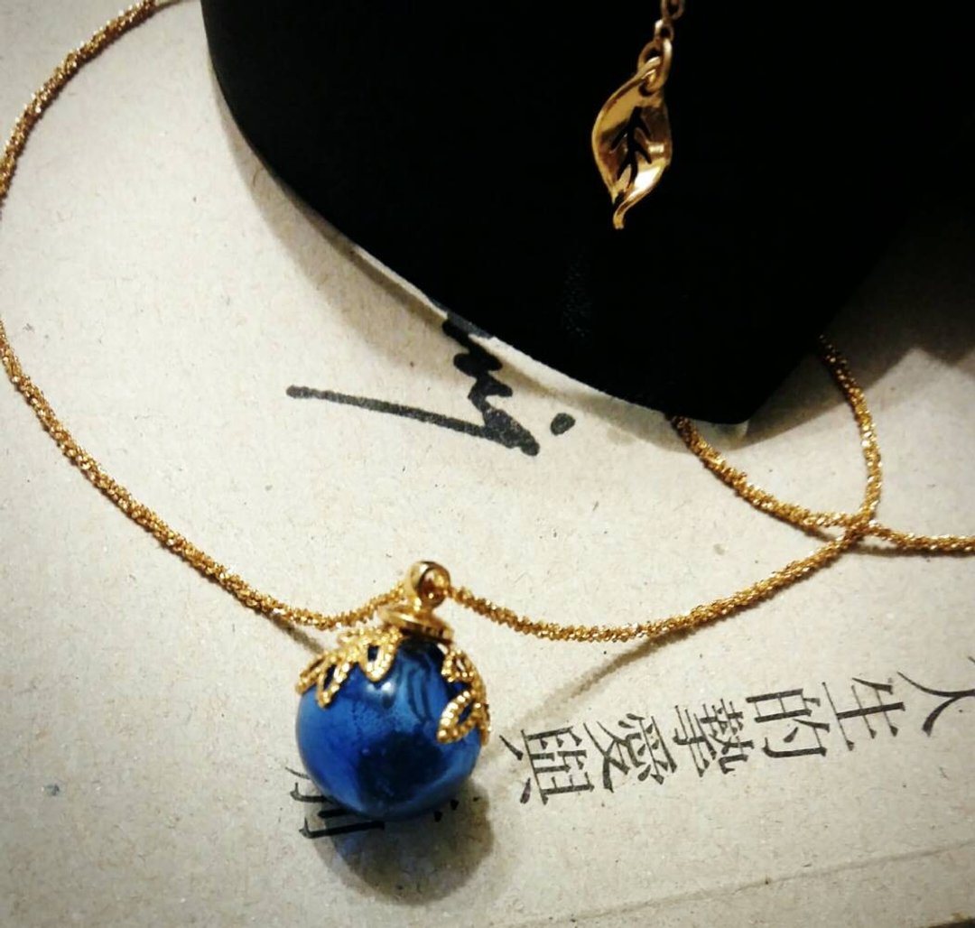 静*   手工 银箔 琉璃 蓝色 精油链 香氛 轻珠宝 - 香薰/精油/线香 - 琉璃 蓝色