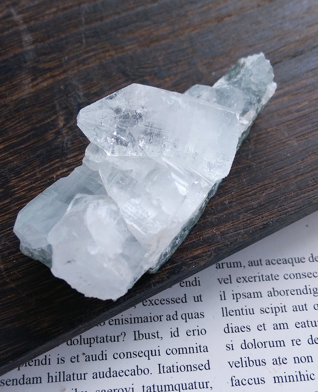 Apophyllite 印度产地 鱼眼石 沸石共生 天然矿石 原矿 - 摆饰 - 其他材质 