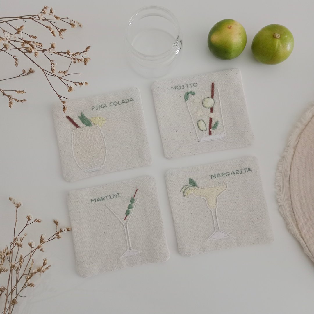 Cocktails coaster set 4 PCS hand embroidered cotton fabric - 杯垫 - 棉 白色