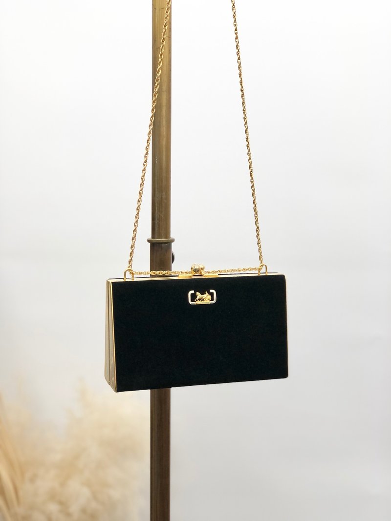 【VintageShop solo 日本直送中古包专卖店】CELINE 赛琳 肩背包 黑色 马车图案 麂皮 化妆包 链条 复古 a875h8 - 侧背包/斜挎包 - 真皮 黑色