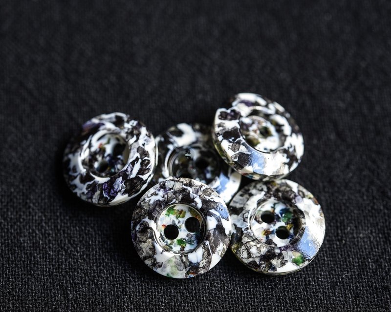 法国 vintage 裁缝老件迷彩渲染钮扣 (小黑白5入) - 其他 - 塑料 