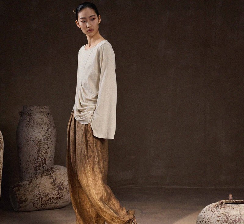 【米色花衫】新中式复古 禅意不规则针织衫 - 女装上衣 - 棉．麻 多色