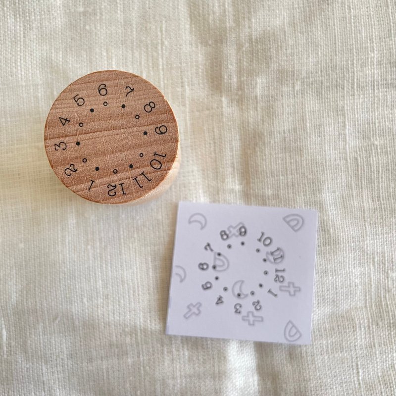 时钟 圆形印章 - 印章/印台 - 木头 卡其色