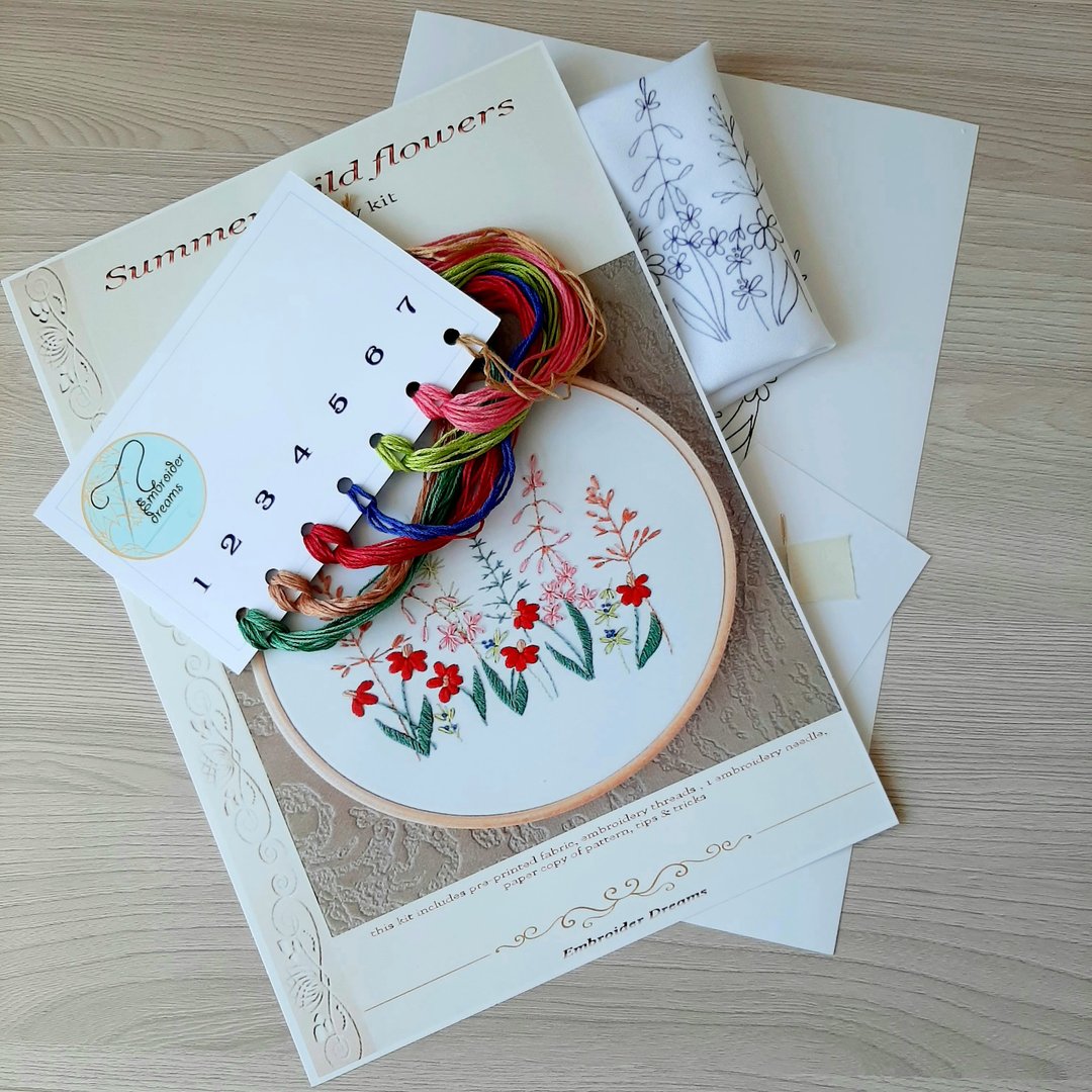 手工刺繡套件 wild flower hand embroidery kit, description in English - 编织/刺绣/羊毛毡/裁缝 - 绣线 多色