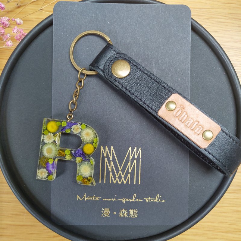 漫森态 干燥花皮革英字钥匙圈 吊饰 - 吊饰 - 植物．花 多色