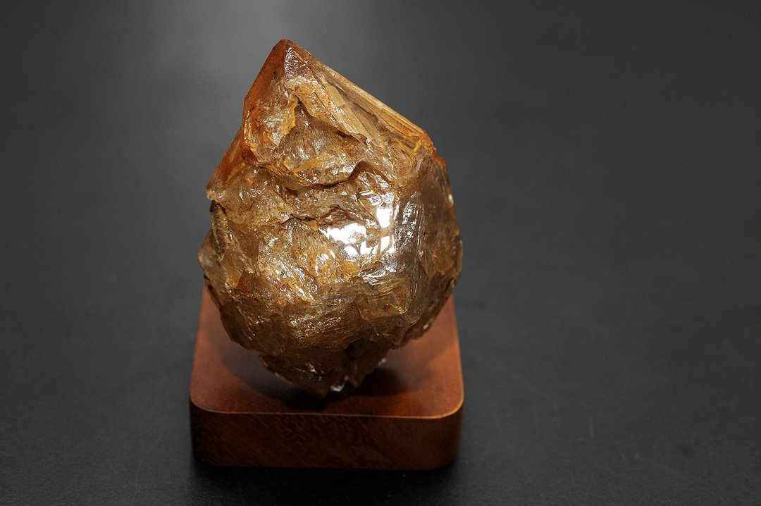 黄泥闪灵骸骨  矿石/水晶/灵修/开运/招财/破煞/防小人 - 摆饰 - 半宝石 