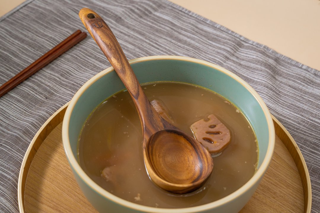Islandoffer 岛屿制作 泰国柚木/相思木 长柄木质煮食套装 - 厨房用具 - 木头 金色