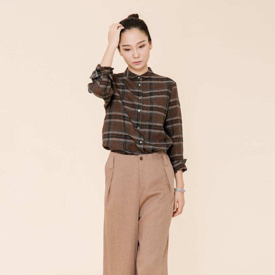 不服 女生亞麻基本款格子襯衫 長袖圓角領襯衣 褐色 SH170607 - 女装衬衫 - 棉 咖啡色