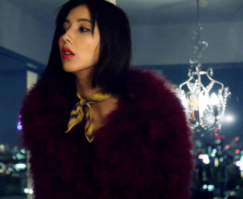 L'Amour Caché 巴黎隐密之恋 法式真丝雪纺丝巾 意大利制作 - 丝巾 - 丝．绢 黄色