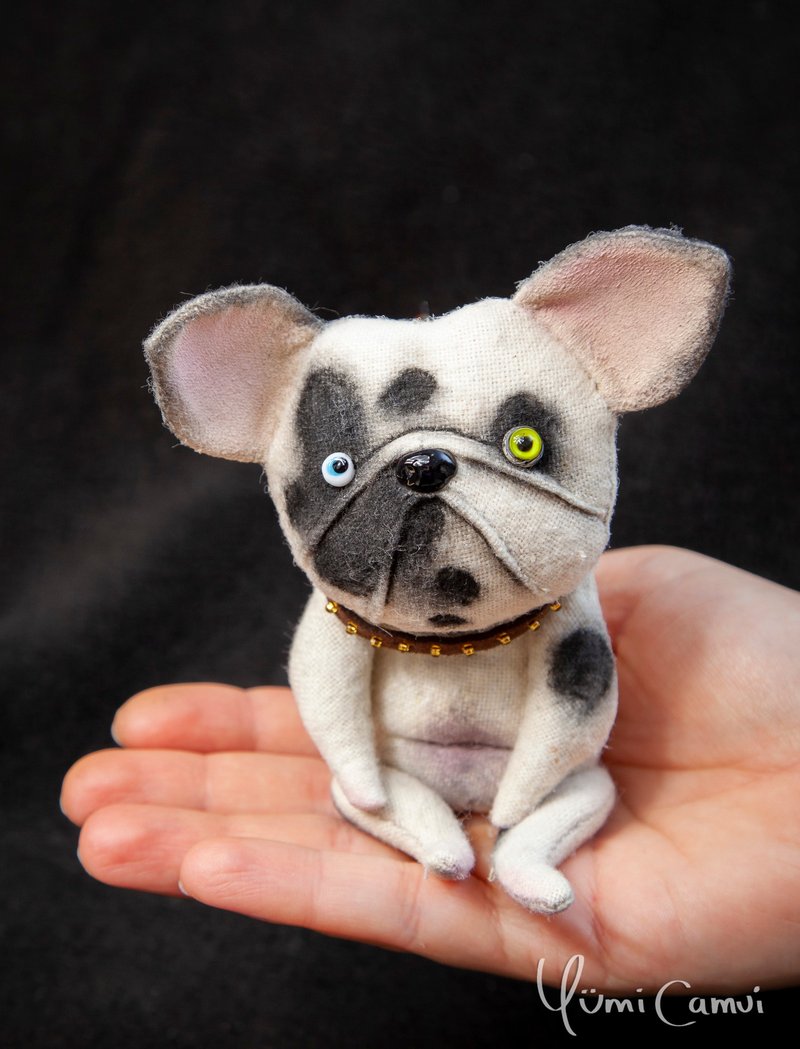 OOAK 可爱有趣的斗牛犬，作者：Yumi Camui - 玩偶/公仔 - 其他材质 白色