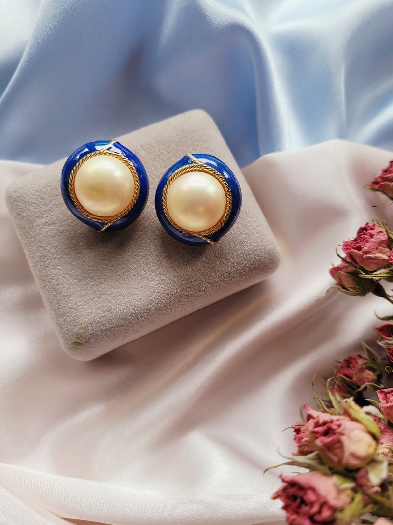 美国西洋古董饰品 / CINER宝蓝珐琅珍珠古典时尚夹式耳环 - 耳环/耳夹 - 其他金属 