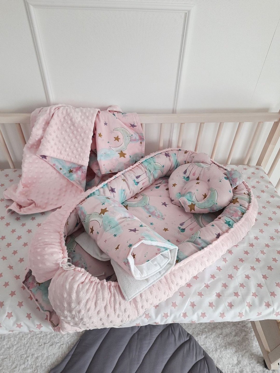 Baby  nest  newborn  0-8 month + cover +  pillow as a gift!! - 满月礼盒 - 棉．麻 粉红色