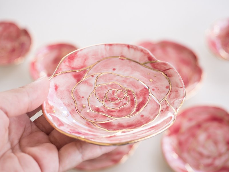 Rose Plate (m) - 花瓶/陶器 - 陶 红色