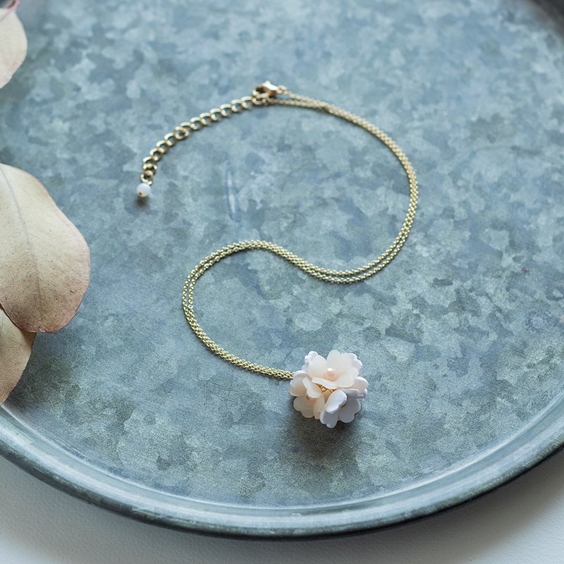 Temari Flower Necklace / White - 项链 - 粘土 白色