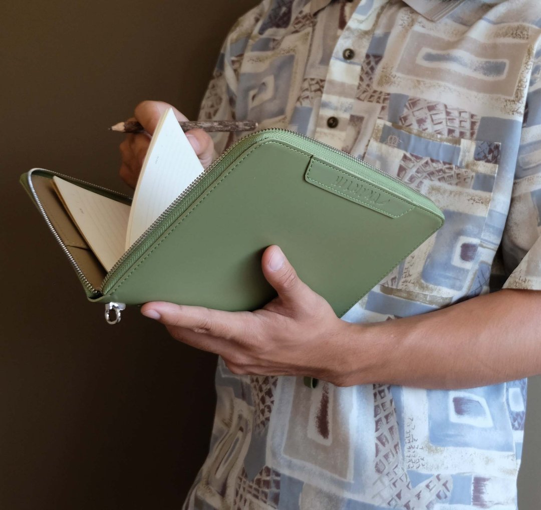 Padbook A5 拉链式皮革封面笔记本，免费刻字皮革笔记本，可更换内页。 - 笔记本/手帐 - 人造皮革 