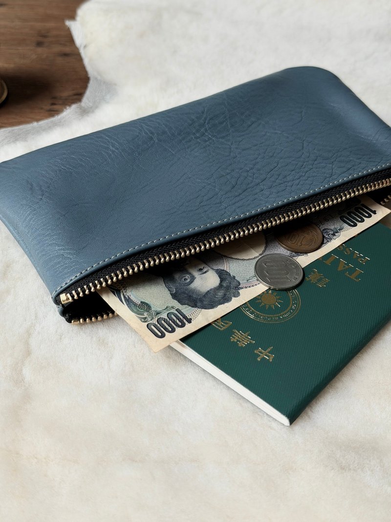 大容量钞票包 雾蓝 I 铅笔袋 收纳包 出国外币收纳 - 皮夹/钱包 - 真皮 蓝色