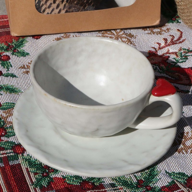 【陶瓷杯碟组】好好被爱系列 - 怦然心动 260 ml - 爱心咖啡杯组 - 咖啡杯/马克杯 - 瓷 