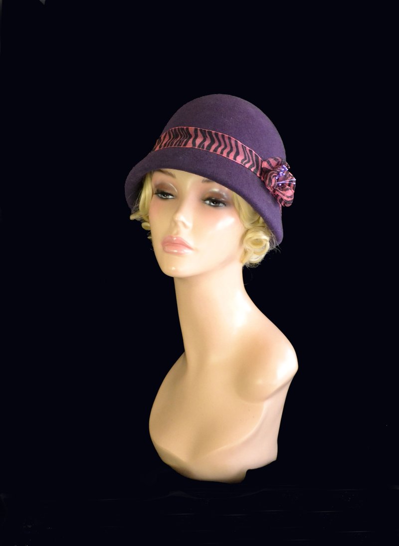 plum purple cloche hat, 20s style hat, art deco hat, 1920 s hat, purple felt hat - 帽子 - 其他材质 紫色