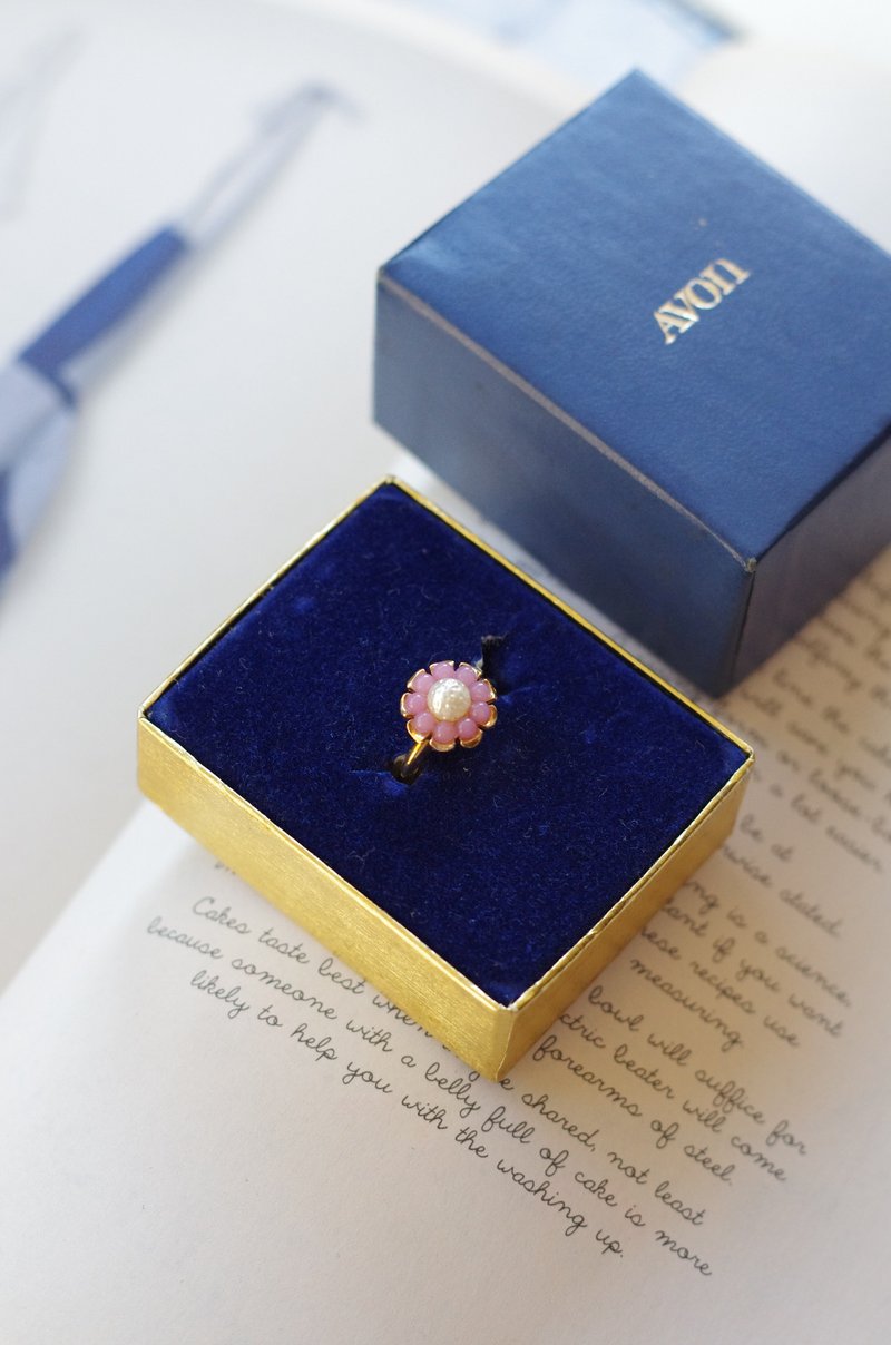 Vintage 金色珍珠小花戒指 70年代  Avon 含原装盒 RIN1 - 戒指 - 其他金属 银色
