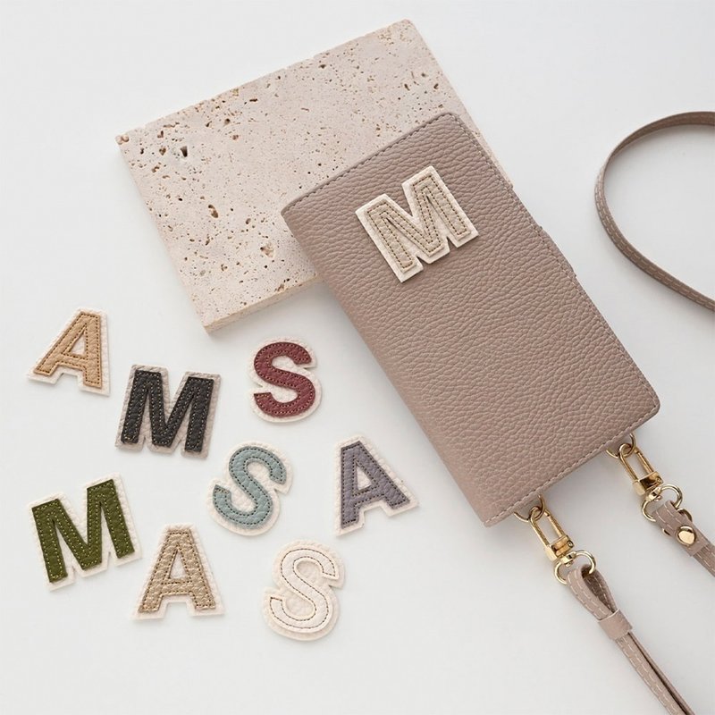 全机型适用 手机壳 竖向式 手帐型 【Simple 字母缝线贴饰】 手机挂绳 莫兰迪色调 字母 AE15U - 手机壳/手机套 - 人造皮革 咖啡色