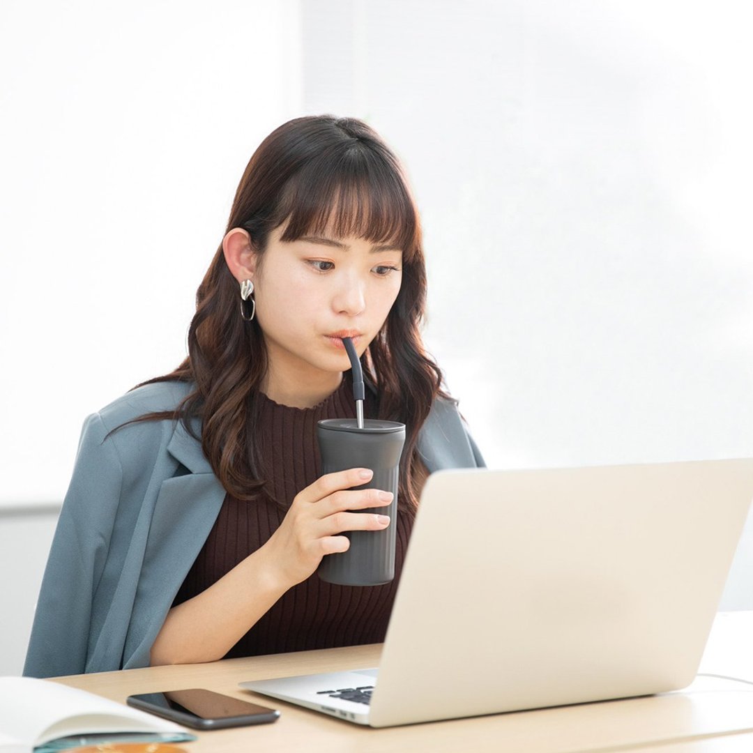 【孔雀Peacock】450ML 不锈钢保冷杯/保温杯 时尚休闲-炭灰色 - 保温瓶/保温杯 - 不锈钢 灰色