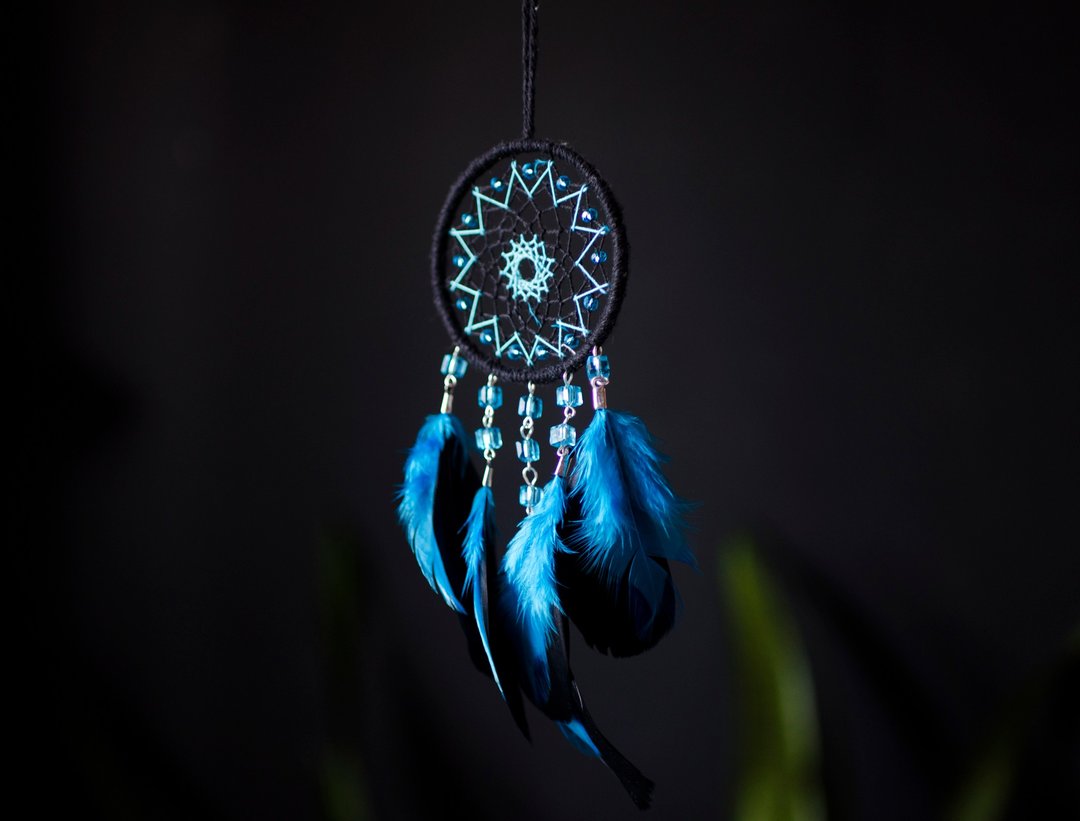 Small black blue dream catcher car size | Black car dreamcatcher for rear view - 墙贴/壁贴 - 绣线 黑色