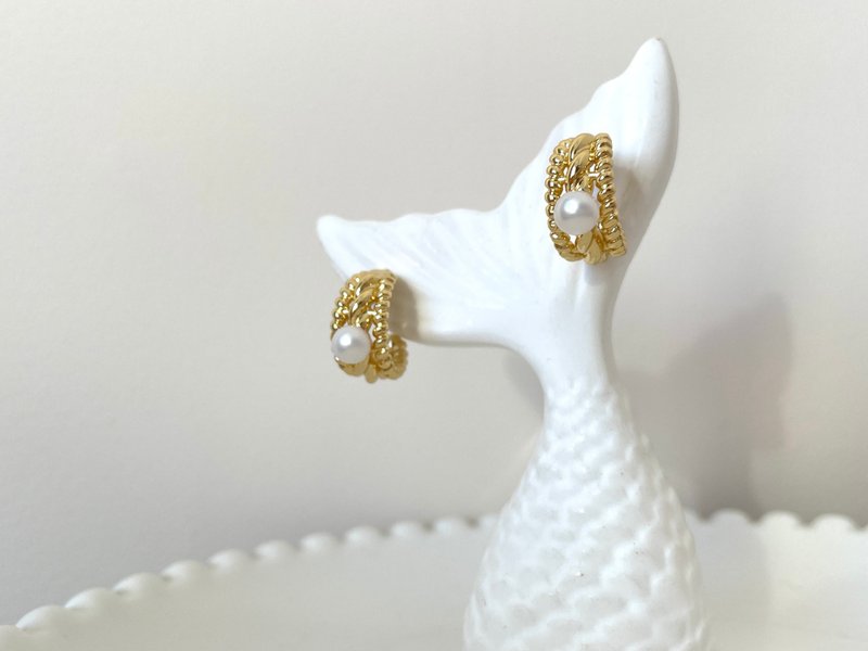 复古镂空 天然淡水珍珠 强光 纯银 耳钉 - 耳环/耳夹 - 珍珠 白色