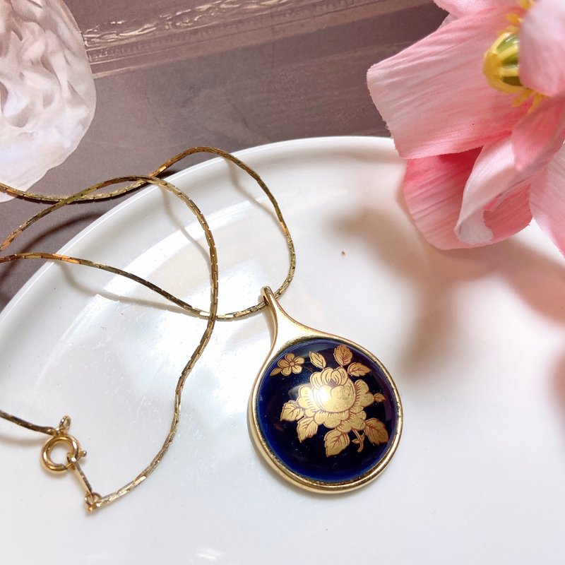 【西洋古董饰品】法国利摩日名瓷Limoges K金 圆精美花叶花雕项链 - 项链 - 贵金属 蓝色