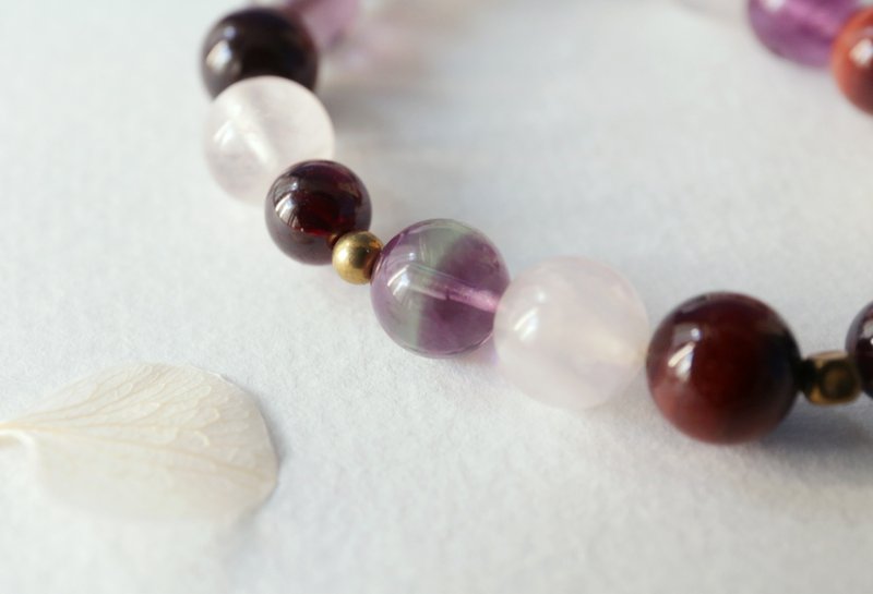 华彩 -  紫萤石- 粉晶- 红虎眼-红石榴-黄铜手串  手环 - 手链/手环 - 宝石 紫色