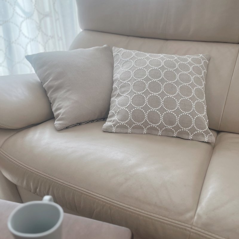 mina perhonen tambourine 刺绣抱枕套 米白 × 象牙白 - 枕头/抱枕 - 棉．麻 白色