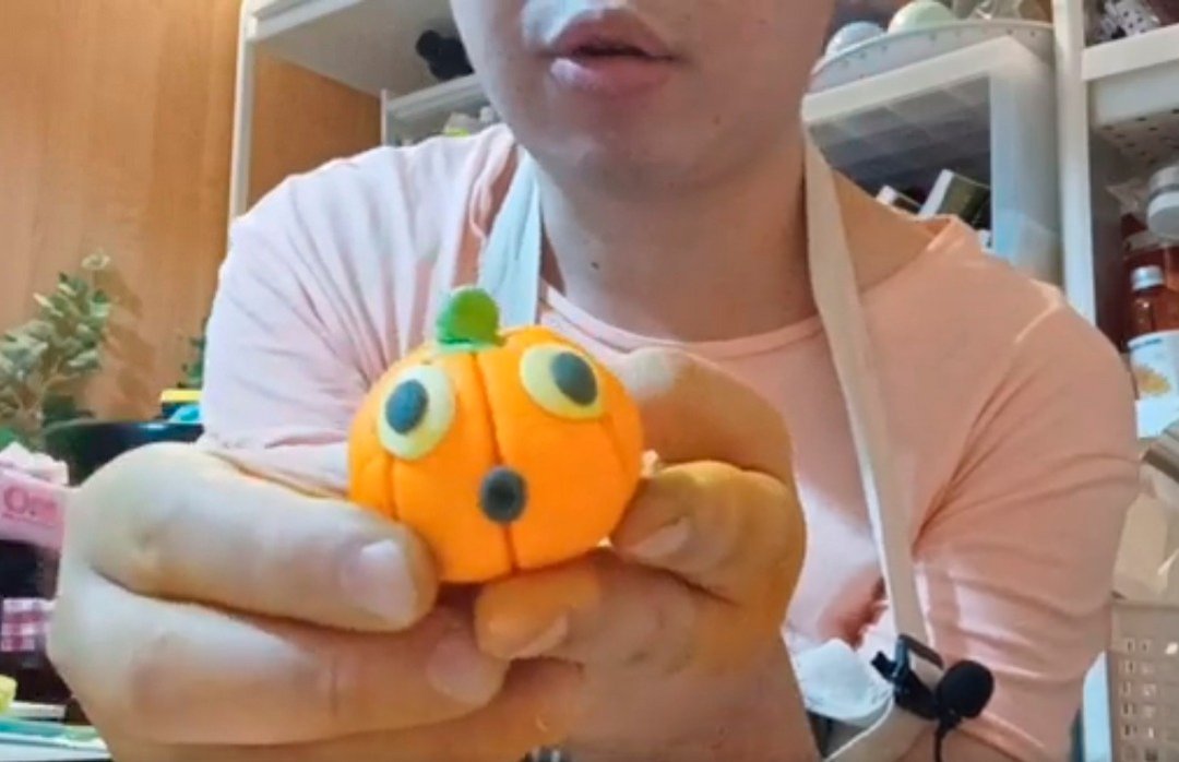 顺记网上教室/万圣节/南瓜造型黏土皂 - 线上课程/教学影片 - 其他材质 