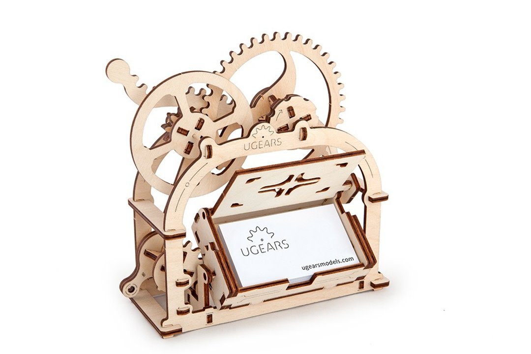 /Ugears/ 乌克兰木制模型 机动名片盒 Mechanical Etui - 名片架/名片座 - 木头 