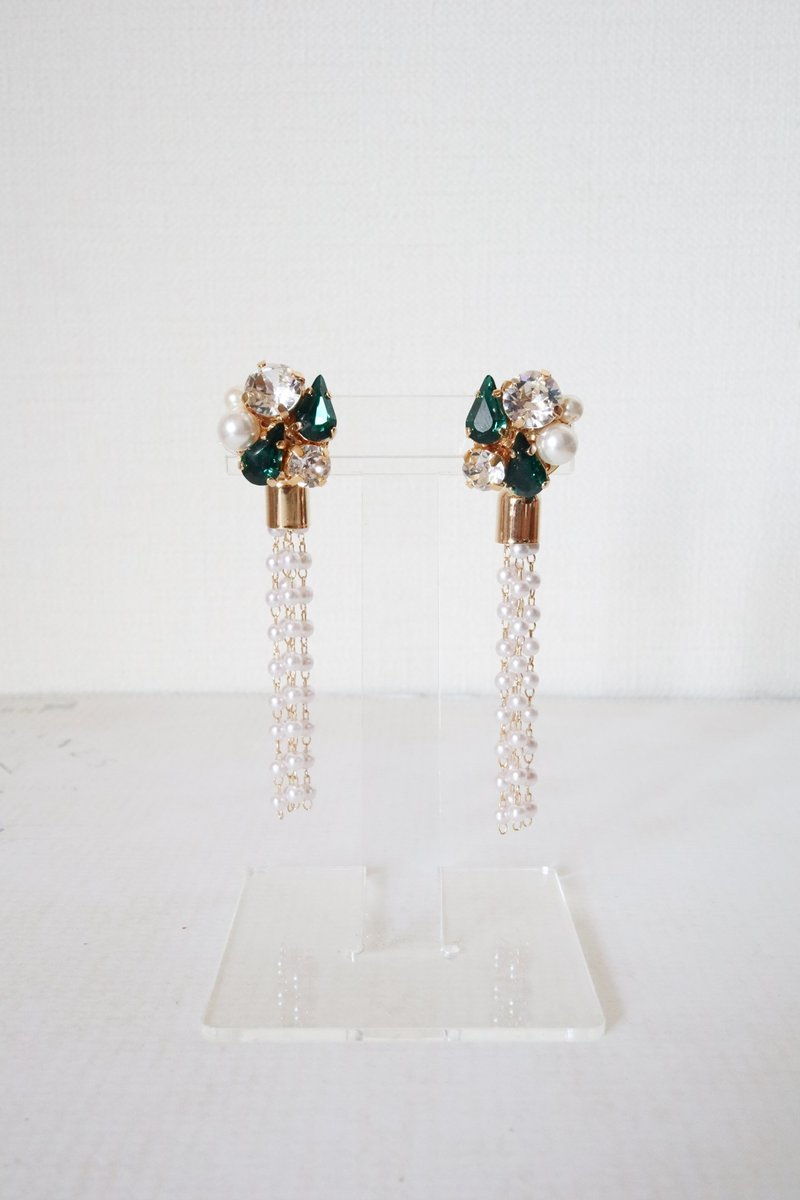 绿色与珍珠串珠耳环 - 耳环/耳夹 - 水晶 绿色
