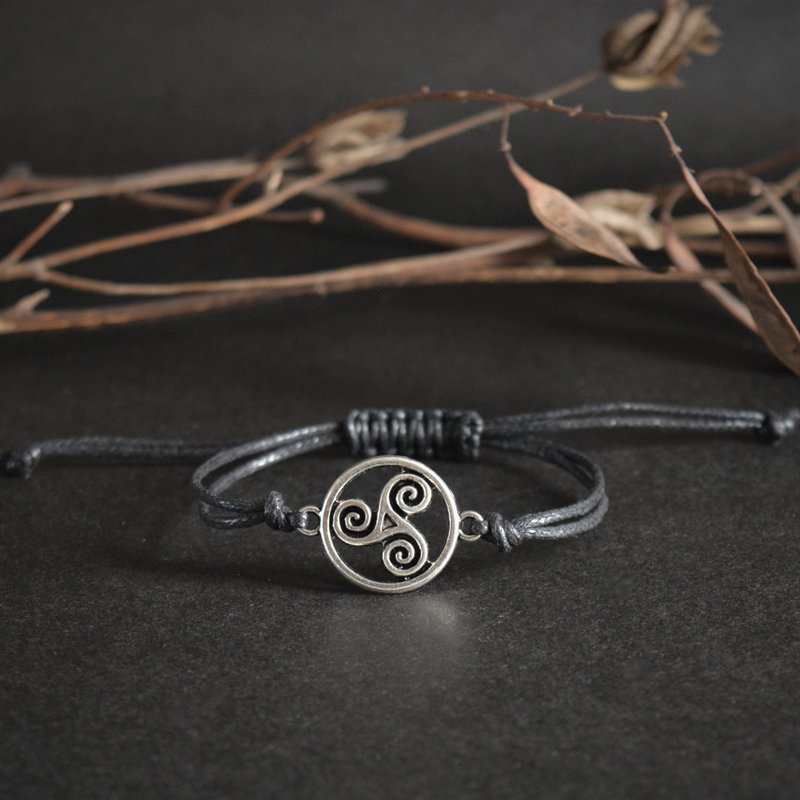 Triskelion 黑色手链 Triskele 男士女士手链 Witchcraft 首饰 - 手链/手环 - 棉．麻 黑色