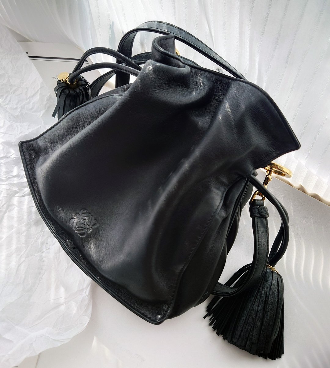 中古包 Loewe Flamenco 小流苏包束口袋肩背包斜挎包单肩包束绳包 - 侧背包/斜挎包 - 真皮 黑色