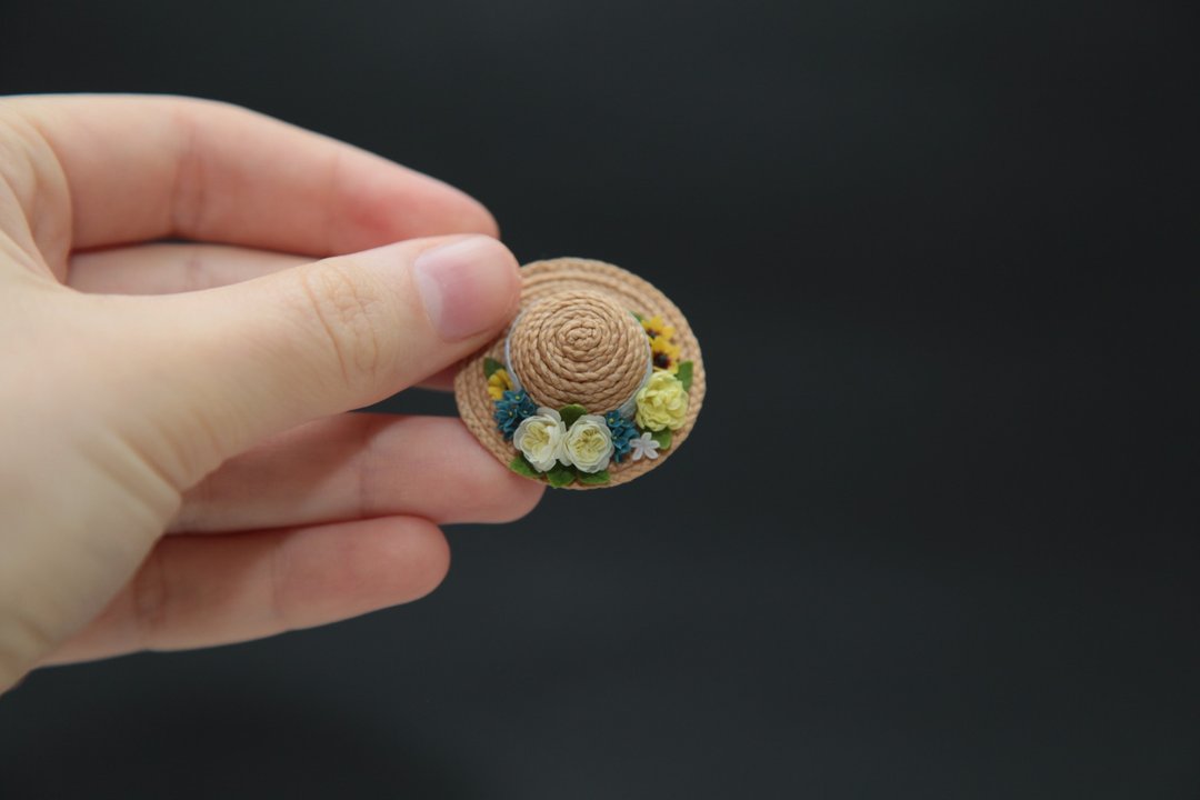 OOAK Handmade Miniature Hat 1:12, Miniature Dollhouse Accessory - 玩偶/公仔 - 其他材质 